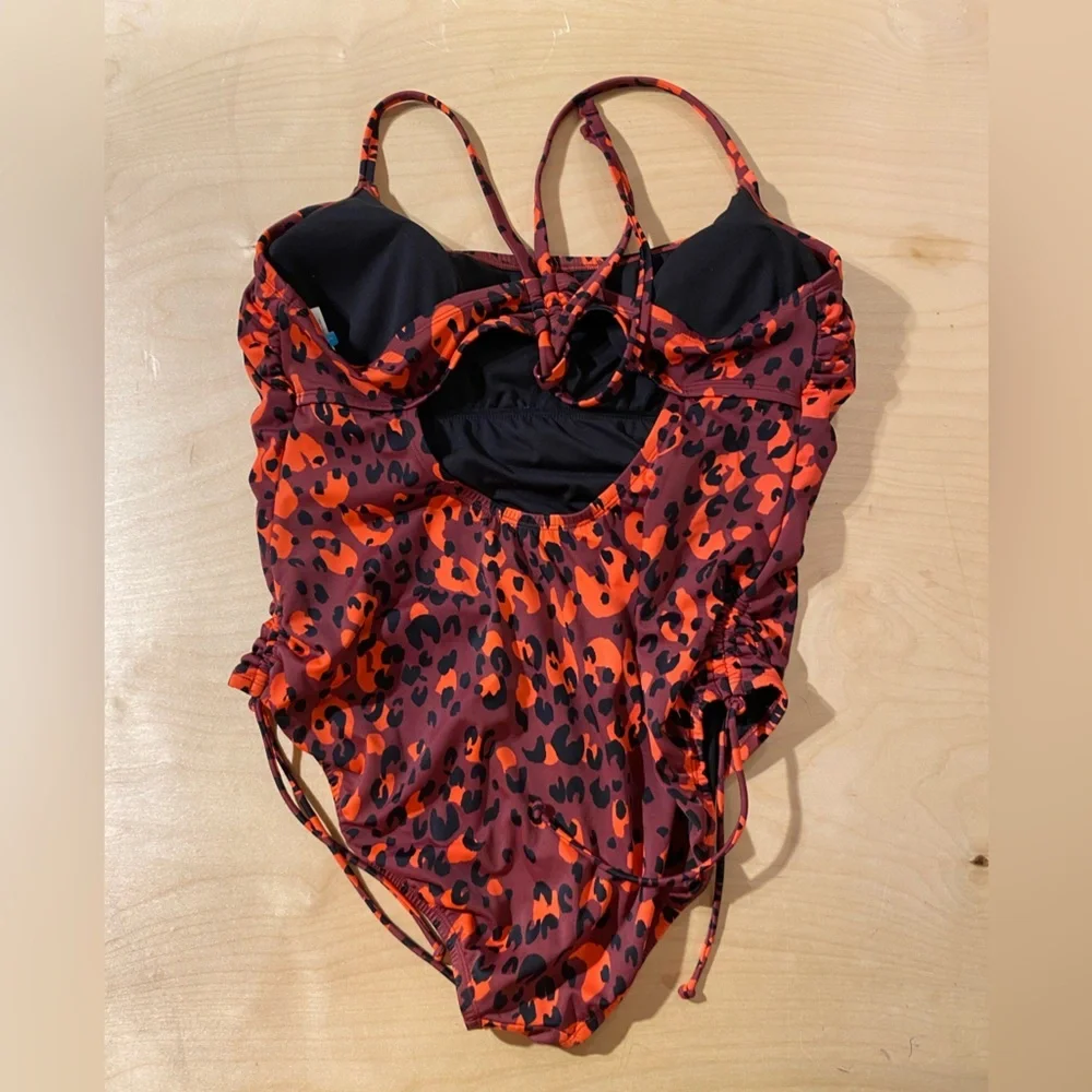 Beach Betty Leopard Print Swimsuit XL (OO)